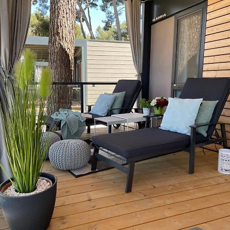 Harmonia Mobile Home Rovinj Exterior photo