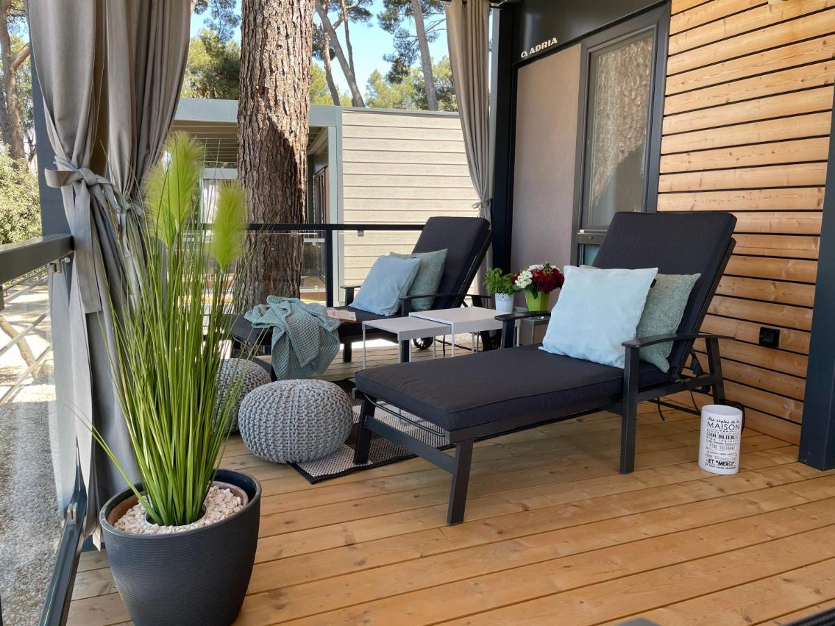 Harmonia Mobile Home Rovinj Exterior photo