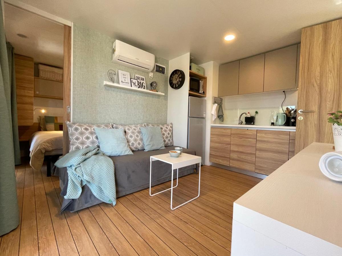 Harmonia Mobile Home Rovinj Exterior photo