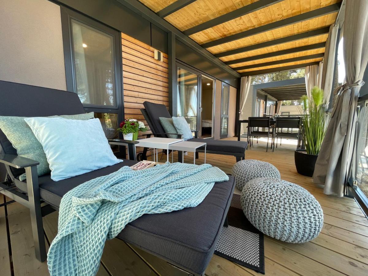 Harmonia Mobile Home Rovinj Exterior photo